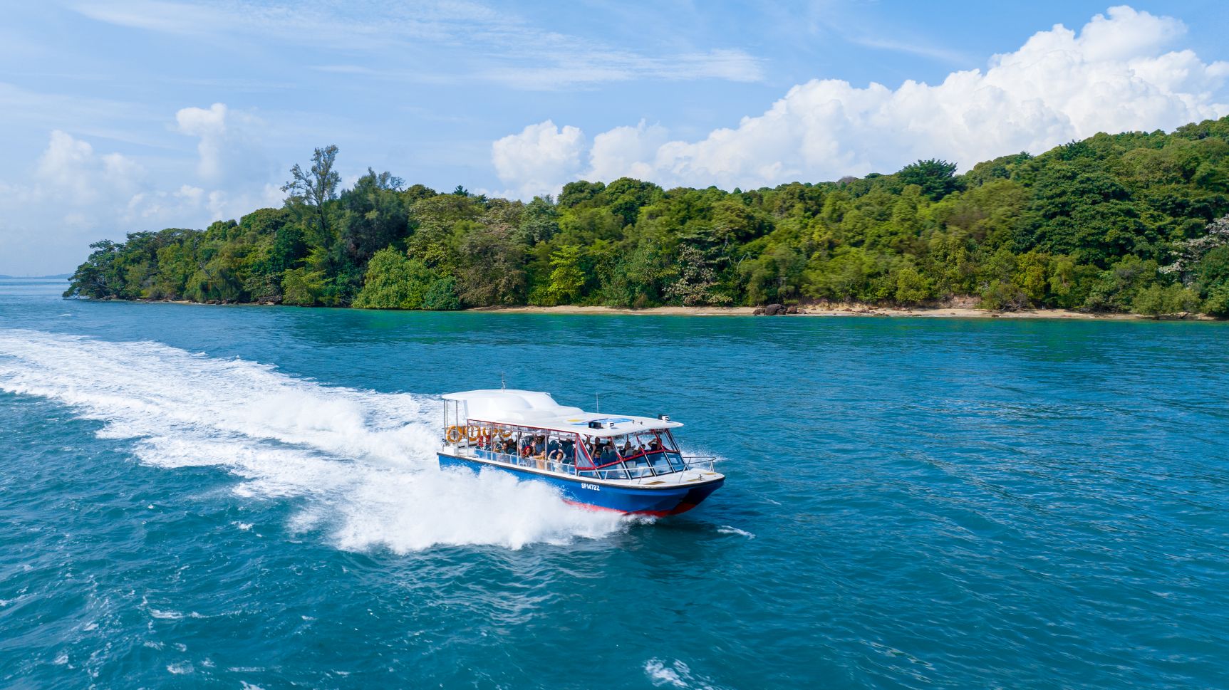 4D Adventureland (1 Ride) + Albatross HOHO Speedboat (1 Way)